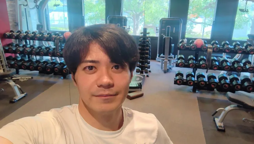 台灣海關嚇壞！日議員華麗變身「油膩大叔變天菜鮮肉」　2年甩肉37公斤
