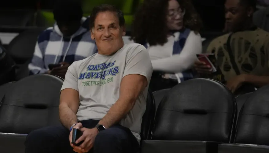 庫班賣掉獨行俠　她將成為NBA第二位女老闆