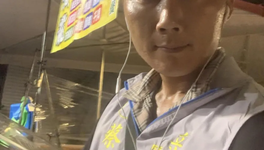 台南「立委參選人」台鐵開直播太吵　乘客制止竟被噴辣椒水