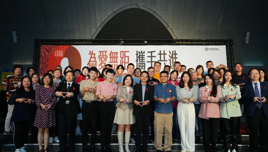 20年來首次！愛滋新增感染者跌破千例　羅一鈞揭「病例數下滑」原因