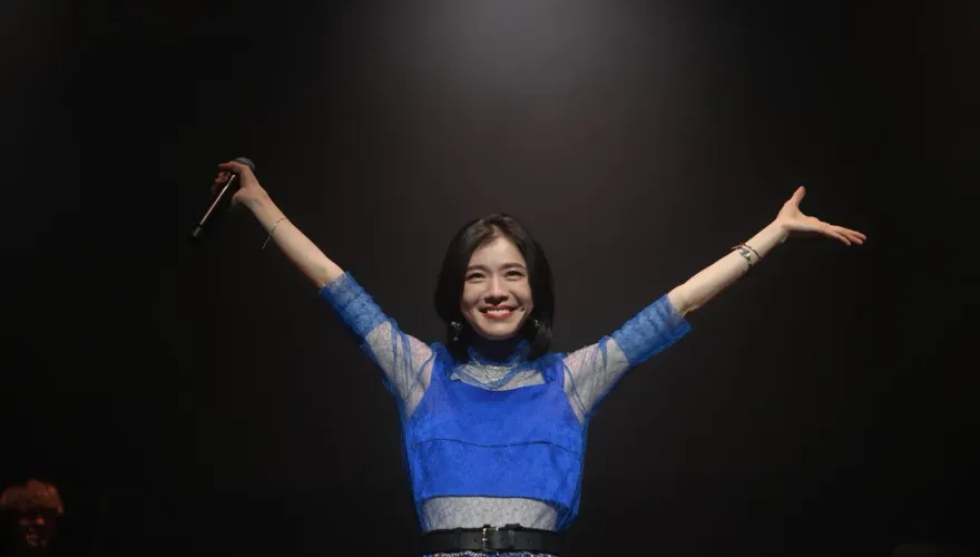 日本歌姬milet嗨唱周杰倫〈菊花台〉　被台粉熱情感動台上落淚