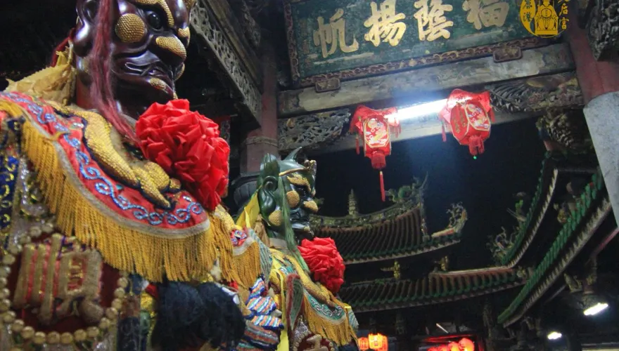50萬「斗首」！鹿港天后宮最貴光明燈　 營造闆娘連8年擲筊獲媽祖應允