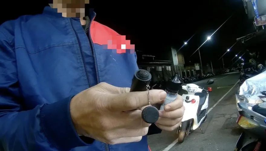 影/只是跟風！高雄40歲運將大方讓警驗菸油　竟檢出「三級毒品」