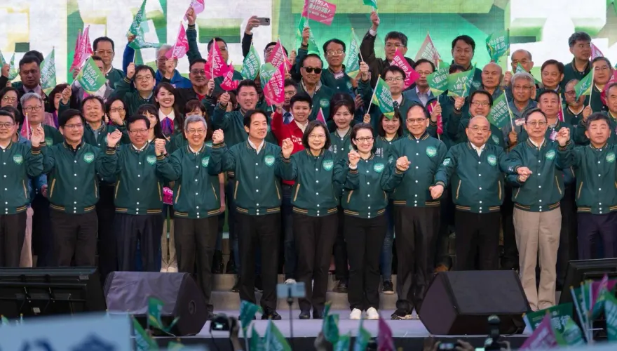 學者秀證據！綠營的「她」竟說：我們不再認同自己是中華民國