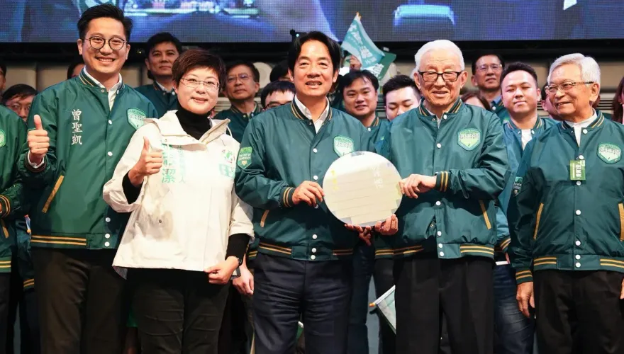 賴清德打抗中牌爆「驚句」！　慘遭郭正亮戳破謊言怒轟：真是丟臉