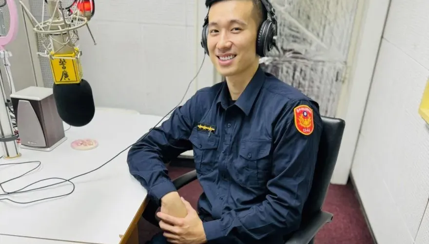 影/尖叫片！台中188公分帥警化身聲優直播主　上線警廣反詐女粉瘋狂