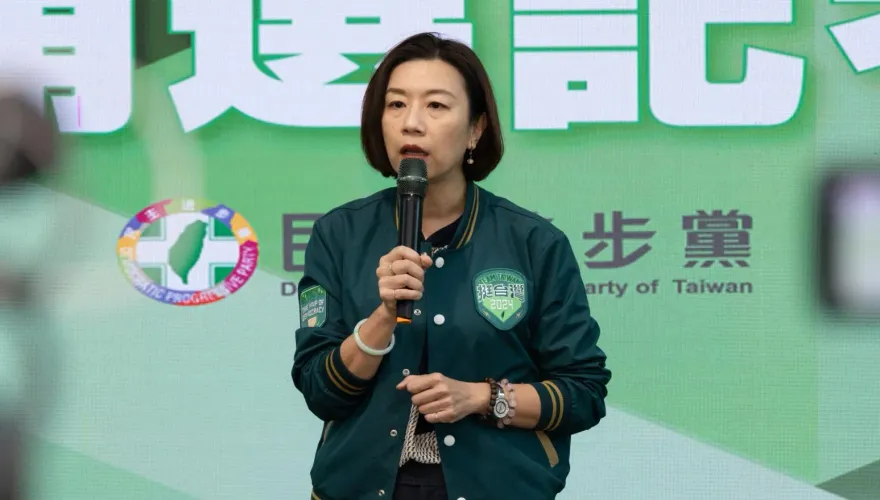 綠委林靜儀碩士論文涉抄襲？　蔡正元質疑：重複率高達27%