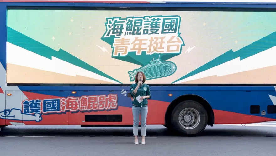 戴瑋姍私人提袋竟成警官酒後嘔吐袋　警政署祭出記過處分送辦
