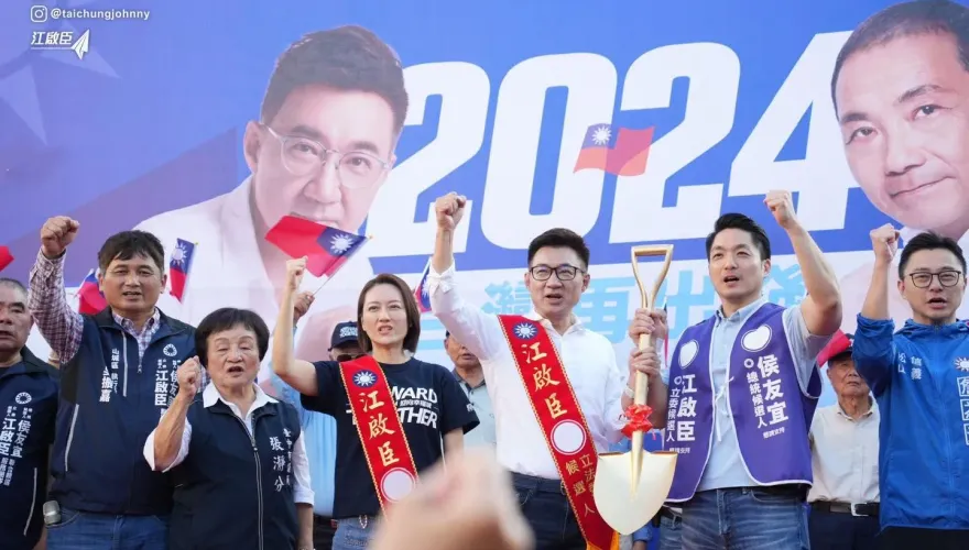 藍營雙帥合體！蔣萬安幫江啟臣站台　2千支持者擠爆廟埕