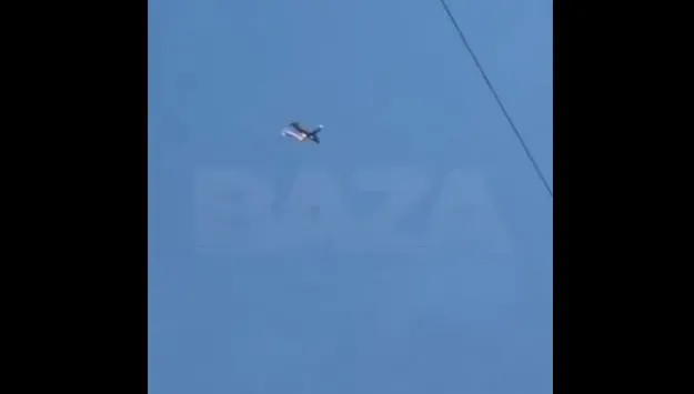 影/俄國貨機半空中突爆炸緊急泄油　驚險一幕曝光