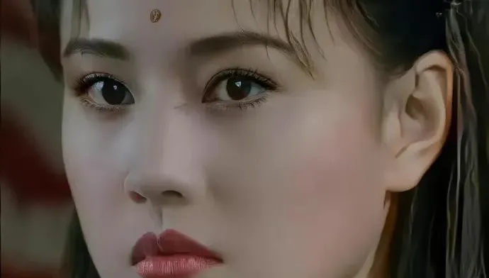 周海媚1994年飾演周芷若劇照超美！《倚天屠龍記》翻拍8次　最經典版本仍是她