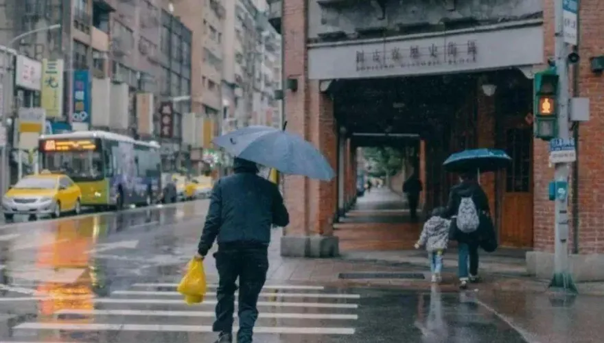 3波冷氣團發威！苗栗以北「低溫跌破10度」　冷到明年1月