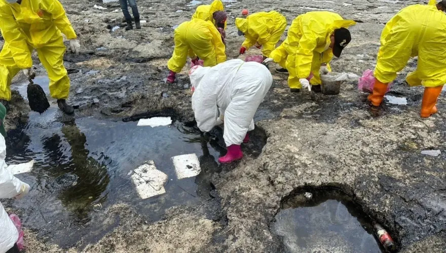 影/台灣東部海域頻遭重油污染　海保署採樣追源頭最高罰3000萬