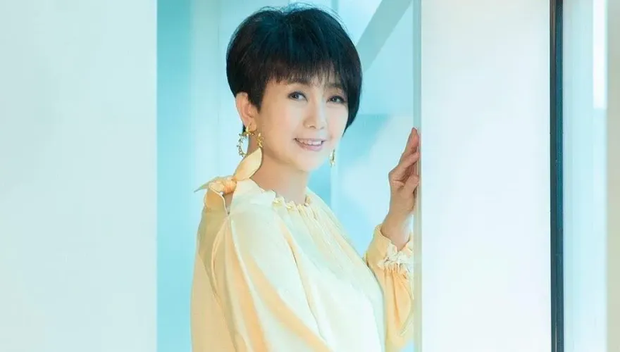 被周思潔淚控詐欺「求償千萬」！小蟲發聲：能讓人利用表示自己還有用