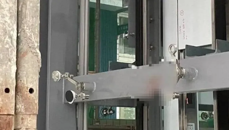 目睹妻當場「臉變形」夾死！新北國小維修電梯出事　外包商崩潰