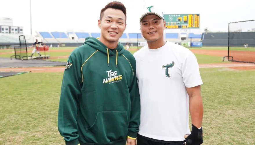 王柏融現身斗六為選手打氣！台鋼雄鷹宣布簽下23歲內野手湯家豪