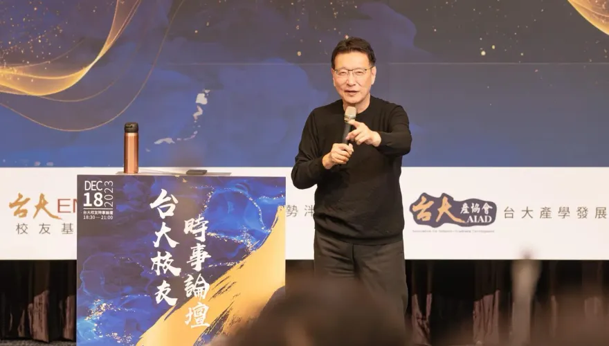 柯P否認成大演講遷怒學生　趙少康秀證據狠打臉：是不爭的事實