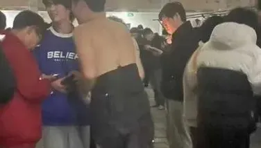 甘肅6.2強震嚇到男大生「光屁股」逃生　他一口氣衝下16樓....零下12度也不敢進屋
