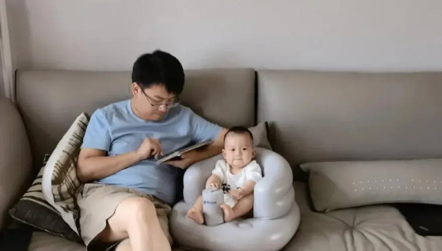 「喪偶式育兒」轉向？上海爸爸夜間帶娃比例　兩年來上升