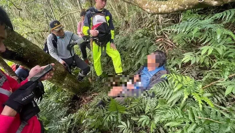 快訊/宜蘭山友獨自攻頂「東阿玉山」失聯！48小時找到人　僅脫水、失溫