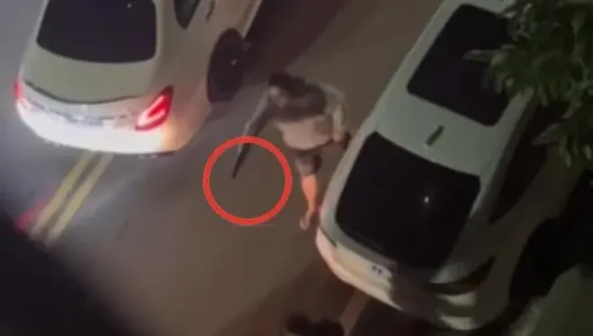 快訊/新竹市街頭驚傳槍響！男子街頭囂張扣板機　現場遺留塑膠彈頭「疑用鎮暴槍」