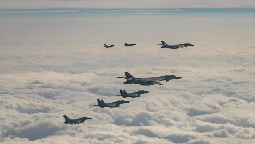 反制北韓射彈！美B-1B轟炸機投入美日韓聯演　不明原因迫降沖繩基地
