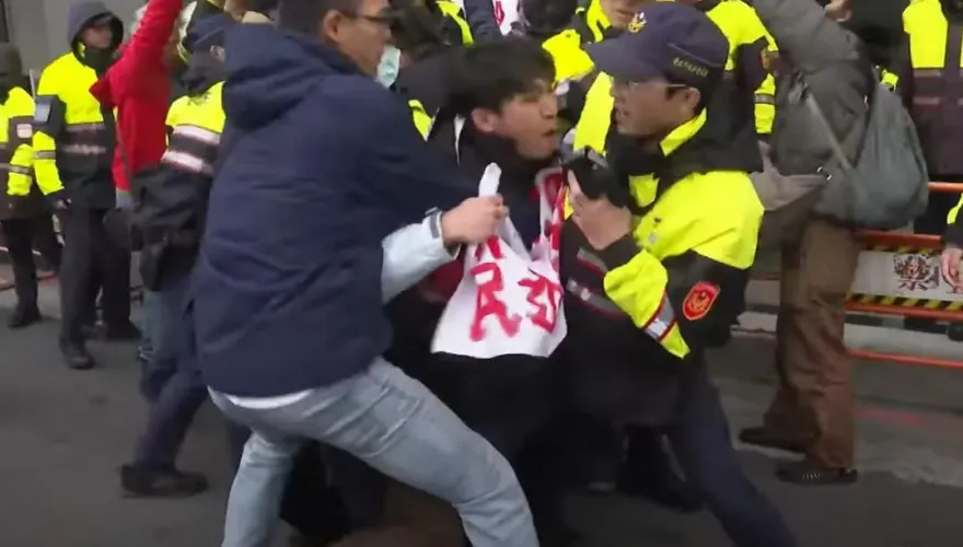 影/轟民進黨消防員協商全跳票！消促會嗆賴清德「賴皮鬼放狗屁」：好意思選總統？