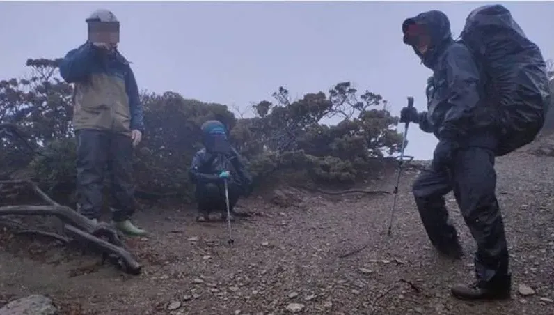 女山友攀玉山南峰遭落石砸中　玉管處緊急派員馳援、今順利就醫
