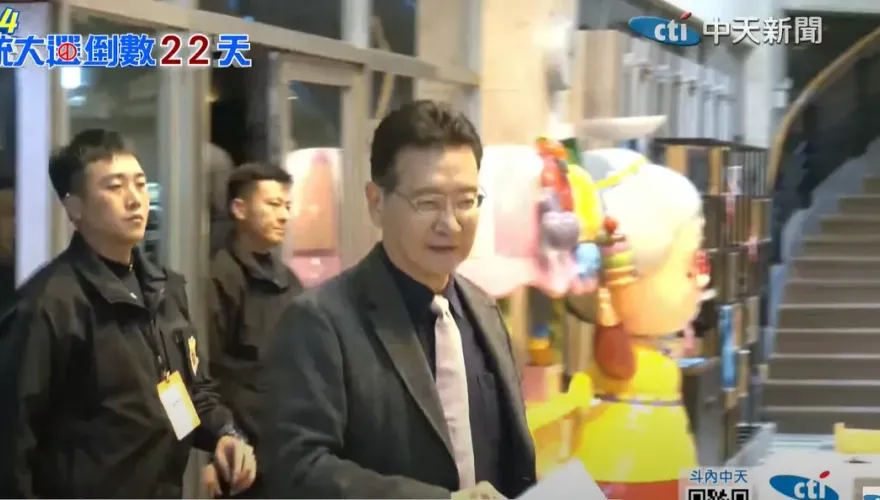 影/趙少康政見會一上台「全台語」震驚全場！痛宰蕭美琴、吳欣盈預告3個字