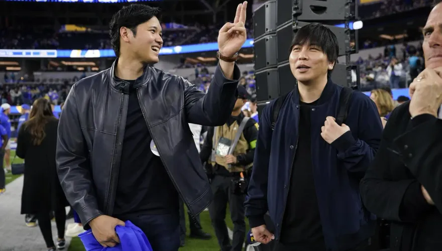 影/順便服務山本由伸？大谷翔平翻譯也來二刀流　「被虧像50歲歐巴桑」