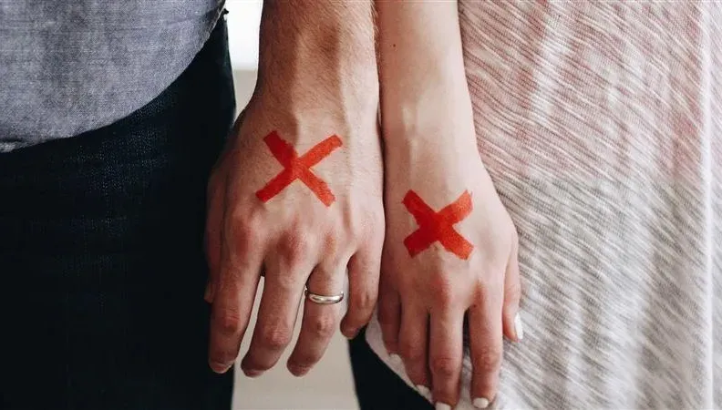 綠帽夫偽善原諒偷吃妻？4年復仇計畫曝光！驚呆全網大讚「智慧王」
