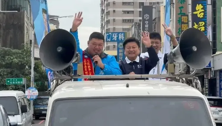傅崐萁旋風輔選跑透透　批綠執政8年基礎建設全停擺