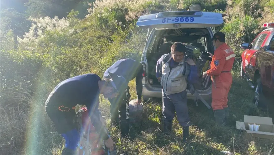 台大登山社登南橫咲咲山！1學生「墜40米深山谷」　意識清楚待搜救