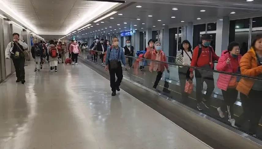 影/日本能登7.6強震！台灣虎航班機急折返桃機　旅客：現在不知該怎麼辦