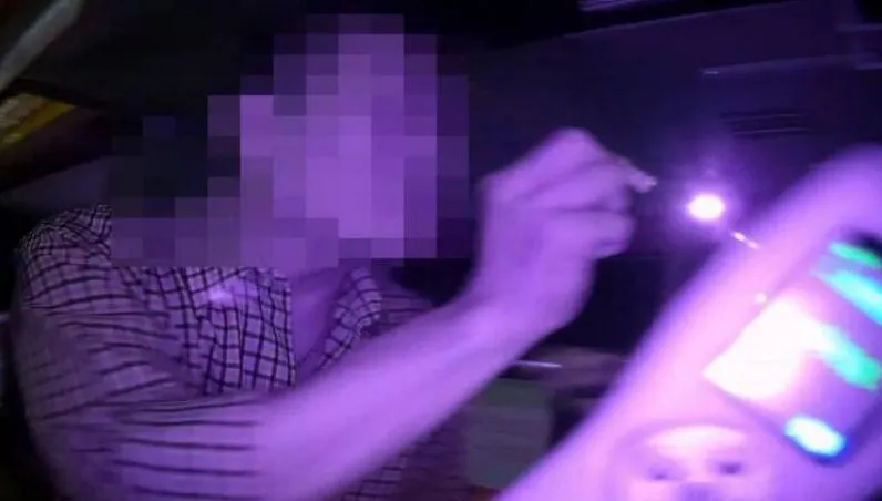 高雄男當警察面前酒駕　拔假牙扯「酒精殘留」試圖蒙混過關
