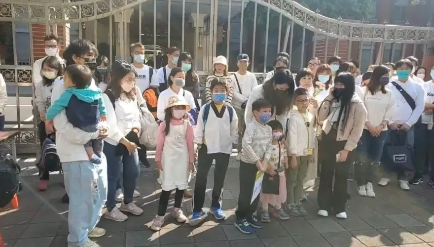 快訊/國三生割頸命案！民團立院快閃呼籲「拿掉法律保護傘」　校友曝：同學還帶槍上課
