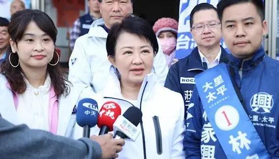影/選前4天錯發警報文字　國防部公然介選？盧秀燕說重話了