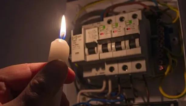 快訊/高雄林園大停電！2063戶黑成一片　台電急搶修中