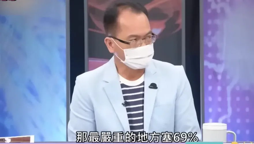 64歲鄭弘儀「冠狀動脈硬化」血管狹窄69％！親曝近況：憂心肌梗塞…保命藥不離身