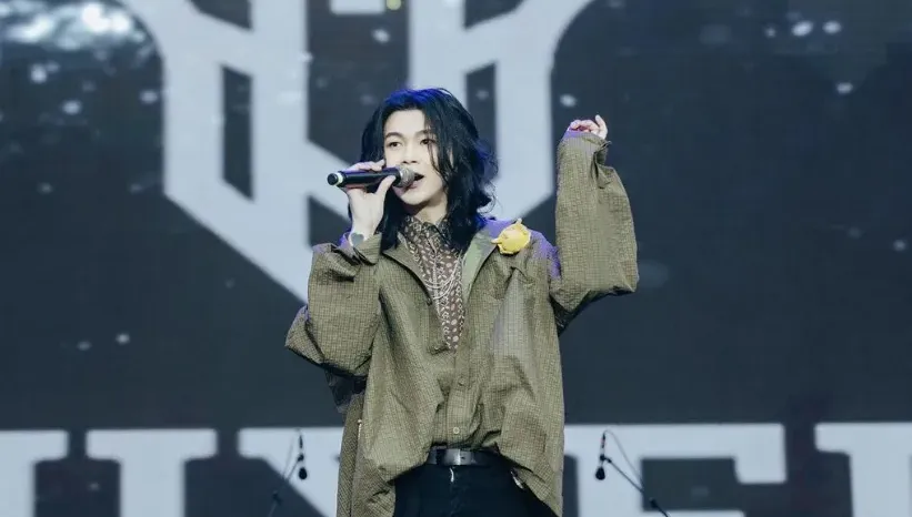 麋先生聖皓街頭爆衝突！女伴大哭陳零九緊摟安慰　鄭元暢竟巴她頭