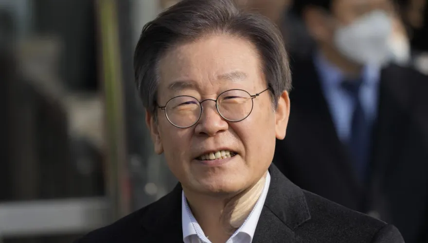 影/李在明遇刺出院返家　嫌犯：行刺為「阻他當總統」去年4月就買刀
