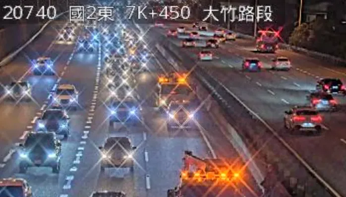 快訊/下班注意！國2「這路段」3車連環追撞　車流嚴重回堵3K