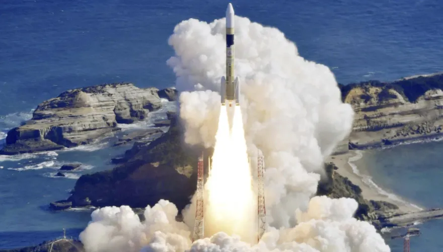 影/搭載情蒐衛星！日本「H2A火箭」成功升空　可監控北韓動向