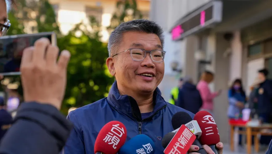 蔡其昌重返質詢台！竟忙砲轟盧秀燕　PTT鄉民驚呆：立委質詢市長？
