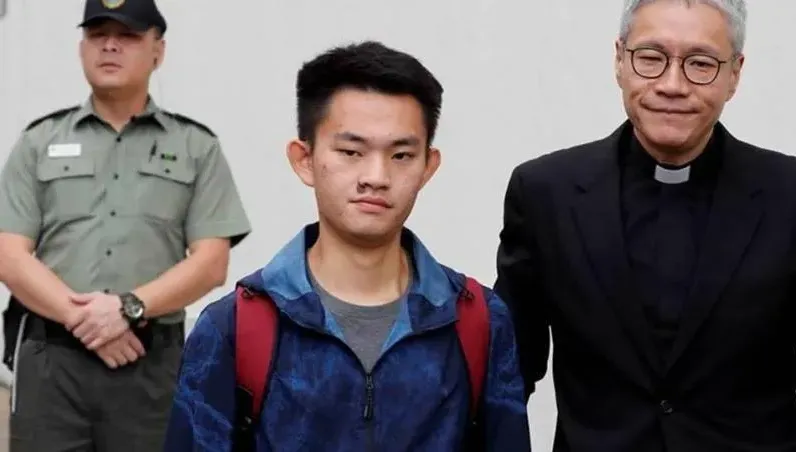 港男陳同佳狠殺女友「4年還沒來台投案」　港議員同意自首：期望公平審訊