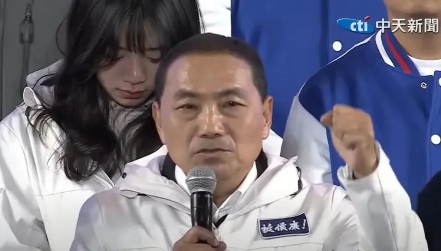 在侯友宜身後落淚爆紅！「國民黨郭雪芙」爆陳吉仲抄襲挨告　結果出爐