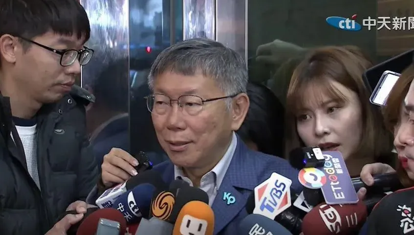 民眾黨支持者是藍是綠？他用「統獨光譜」深度剖析