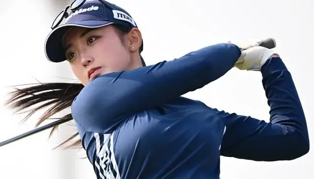 曠世容顏！18歲高球妹電眼勾魂　清本美波下半身力量絕對自信