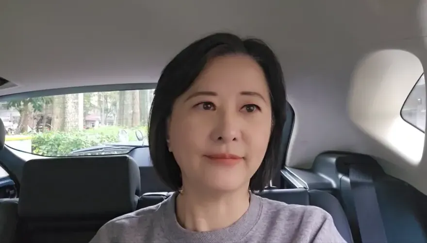 游錫堃招手柯文哲！　王鴻薇提1點狠打臉民眾黨