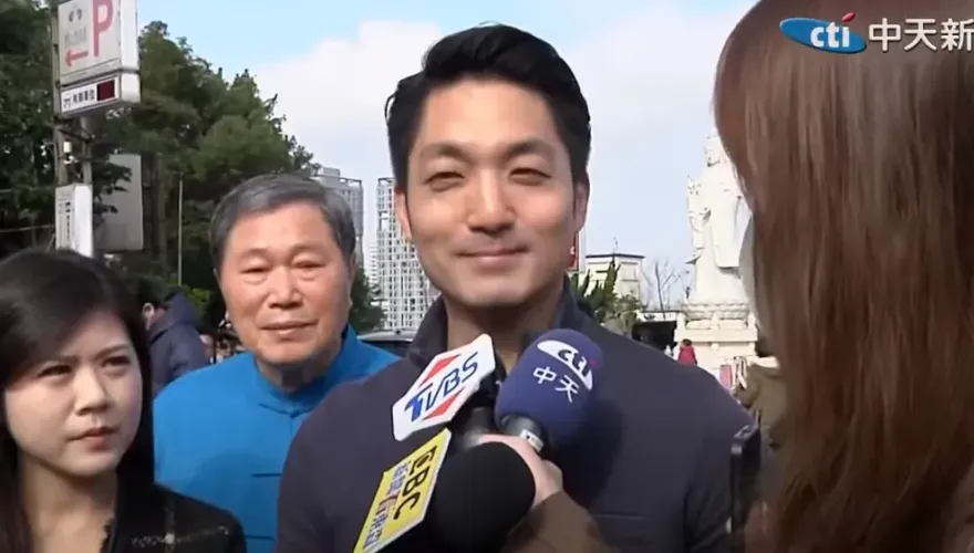 影/學測首日　王世堅送的「臨別禮物」派上用場！蔣萬安：終於有機會用到